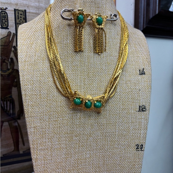 Peking glass statement 18” necklace and 2” earrings! - Picture 5 of 7